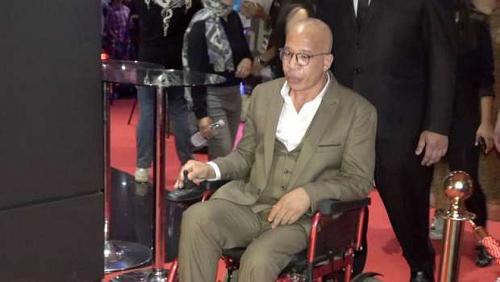 Sherif Desouki about standing on stage with a moving chair