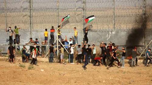 The occupation intensifies his raids on the length of the border after Gaza demonstrations