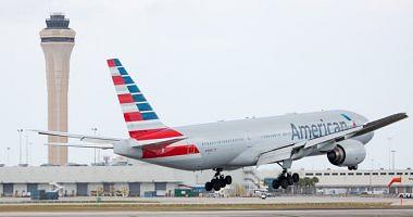 An emergency landing for an American aircraft after a threat of passengers by dropping a video
