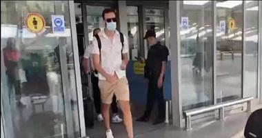 Hamdy AlMabaz arrives in Cairo to negotiate with Zamalek video and pictures