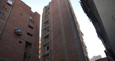 Tower 9 floors under an unauthorized construction tends on an adjacent building in Mansoura