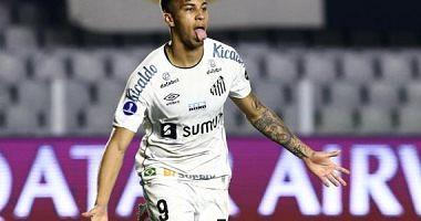 Santos Brazilian talent reports for Juventus and remain official declaration