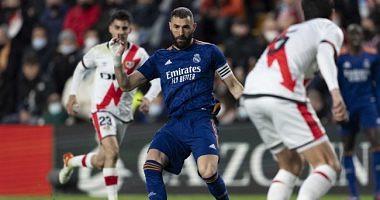 Real Madrid fail to penetrate Rayo Vallecano defenses in the first way