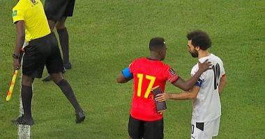 Newspapers of England Mohammed Salah targeted the invaders of the stadium during the match between Egypt and Angola