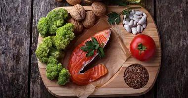 5 Food for balancing your body hormones including broccoli and fatty fish