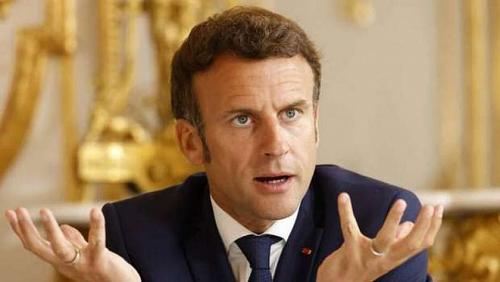 The French president the war in Ukraine will be long and the food crisis is longer