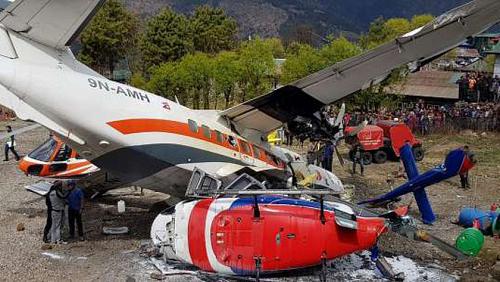 Nepalese police lost a plane with 22 passengers