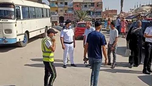 The arrest of a driver driving a tourist bus reversed in Hurghada