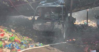 The citys protection controls a fire in a food store in Kafr El Sheikh