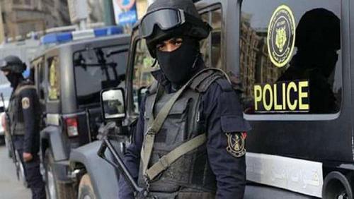 The accused was caught by seizing money from 3 citizens in Cairo