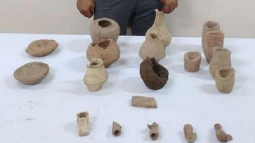20 antiques were seized for the Islamic age by one of the people in Sohag