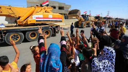 The people of Gaza receive Egyptian reconstruction equipment in victory