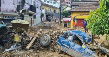 The number of victims of Brazil floods to 152 people