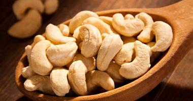 5 nuts and seeds useful to improve your bones health most prominent caseau and eye