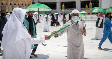 Your oppressor between your hands distribution of 12 thousand umbrella on visitors of the Haram alMakki before the pilgrimage season