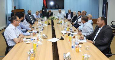 Libyan official discusses with members of parliament efforts to unify the Libyan military institution