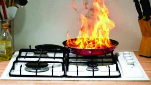 Tips to avoid kitchen fires close tube