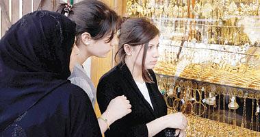 The rise in gold prices at the beginning of the week and 21 records recorded 782 pounds for grams