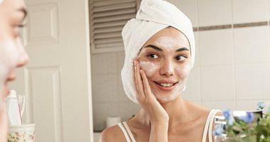 Natural recipes for bright fresh skin and face free of defects