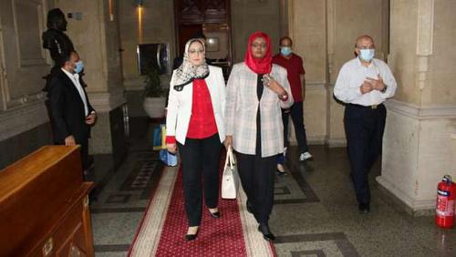 The Minister of Culture visits the Egyptian Book House