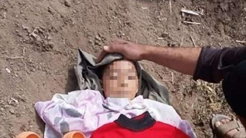 URGENT found the body of a child inside a car in Kaliobeya