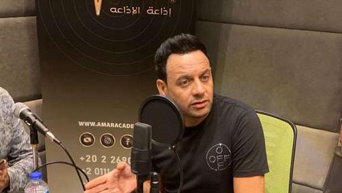 Mustafa Qamar celebrates the end of the first season from Moon FM and Hikram