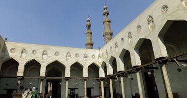 Mosques have a good history of the first Friday prayer after 100 years of construction