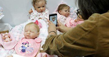 Bridal makers create dolls similar to children to conduct families lost their children