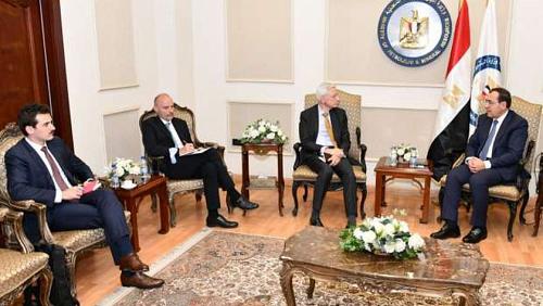 Egyptian Egyptian talks to promote cooperation in the oil and gas sector