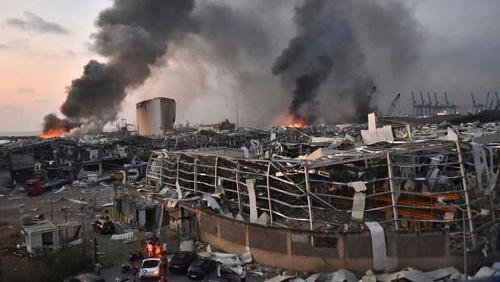 URGENT a huge fire at the port of Beirut after months of explosion disaster