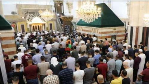 Thousands perform Eid alAdha prayer in AlAqsa and Brahimi