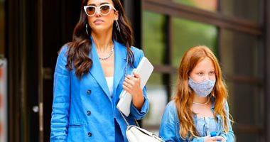 Matching the same color Jessica Alba in New York with her micro daughter