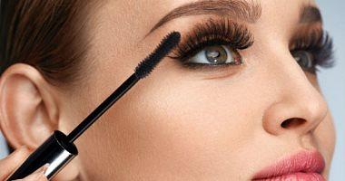 Natural recipes to prolong the eyelashes and strengthen Sibec from mascara