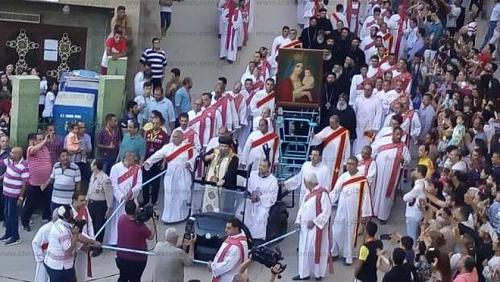 Despite Corona the Church regulates 4 Coptic parents in Upper Egypt