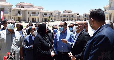 The Prime Minister inspecting the two projects implemented in the new city of Mansoura