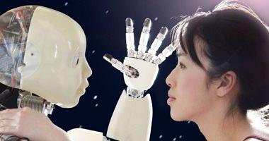 The invention of a robot paralyzes the deceased personality and speaks with his relatives