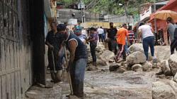 فيضانات مدمره فى فنزويلا مصرع 15 وانقطاع الكهرباء والاتصالات