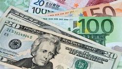 اليورو يانخفاض الى اقل من 99 سنتا للمره الاولى منذ 20 عاما