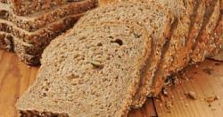 كيف يساعدك خبز الحبوب الكامله على تقليل دهون البطن؟