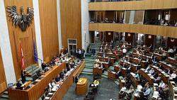 البرلمان النمساوي يقر قوانين مكافحه الارهاب وتتضمن حظر الاخوان