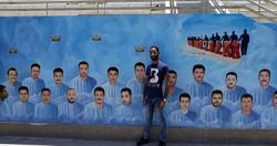سميح يخلد ذكرى شهداء ليبيا على جداريه بالعبور دايما فى قلوبنا