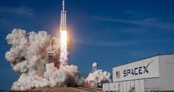 SpaceX تهدف لوضع محطات الانترنت الفضائى على المركبات والطائرات