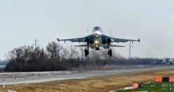 طيران بحري روسي يجري تدريبات على قصف شبه جزيرة القرم