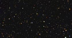 يلتقط هابل صورًا مذهلة لمجموعة من المجرات المتلألئة