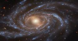 علماء الفلك يرصدون تفاصيل مذهله لاغرب واقرب المجرات الينا