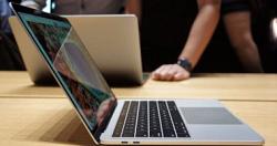 أدرجت Apple تحديثًا لإصلاح خطأ في macOS Monterey يؤثر على بعض أجهزة T2 Mac