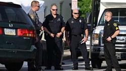 الشرطه الامريكيه تعتقل 11 شخصا من ميليشيا مسلحه على حدود بوسطن