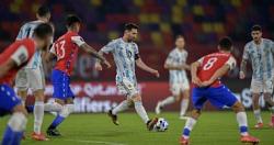 منتخب الارجنتين يتعادل مع تشيلى فى تصفيات كاس العالم 2022 فيديو