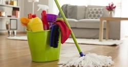4 قواعد للتعامل مع عامله تنظيف المنزل فى زيارتها الاولى