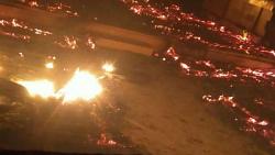 بشكل عاجل السيطرة على الحريق المحدود في العرين الموجود على سطح عقار منشاه ناصر